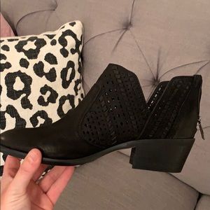 NEVER WORN Suede black booties perfect fit fall!